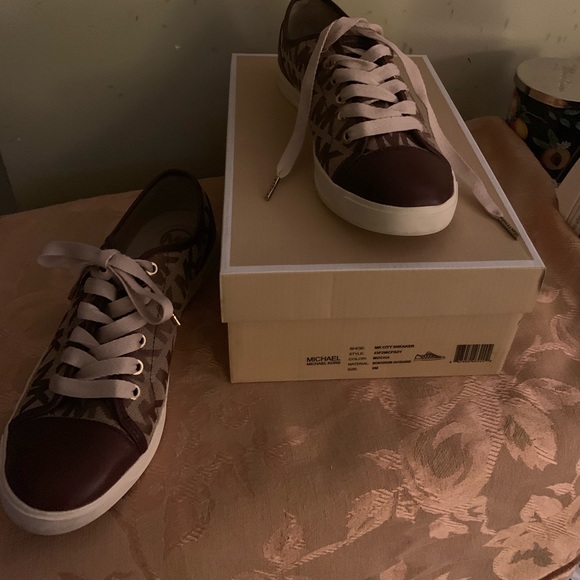 Michael Kors Shoes - MK sneakers